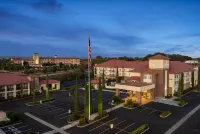 La Quinta Inn & Suites by Wyndham Paso Robles