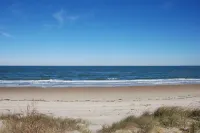 Beach Side Hideaway 1 Bedroom Condo by Redawning - balcon