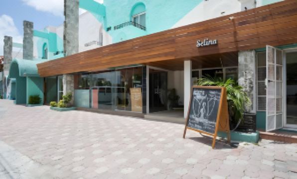 Nílu Cancun Downtown by Selina