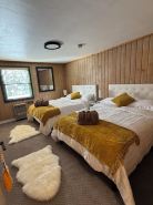 Silver Fork Lodge & Restaurant