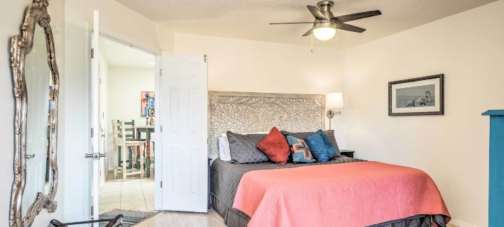 Mountain-View Albuquerque Townhome w/ Patio! Hotels in Bernalillo County