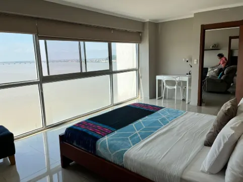 River View Suites Puerto Santa Ana GYE