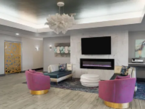 ลากินตา อินน์แอนด์สวีทส์ บายวินด์แฮม ตูกุมการิ โรงแรมในตูกุมการิ