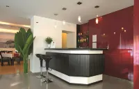 Stay Hotel Leiria Centro - С баром
