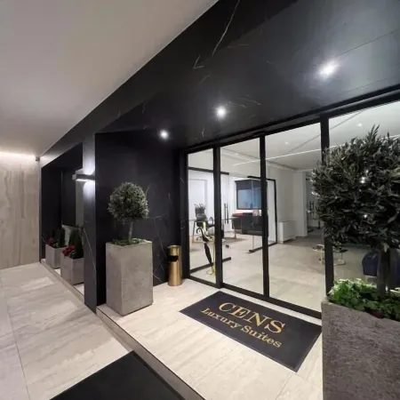 Bronze Suites