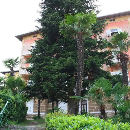 Apartments Rezine