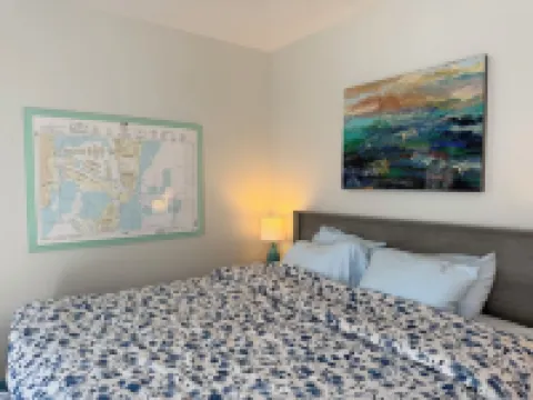 Miller Beach and Indiana Dunes National Park Vacation House Hotels in Gary