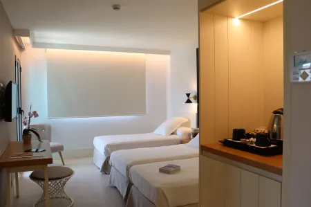Hotel Almirante