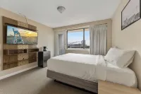 Oceanic Hotel
