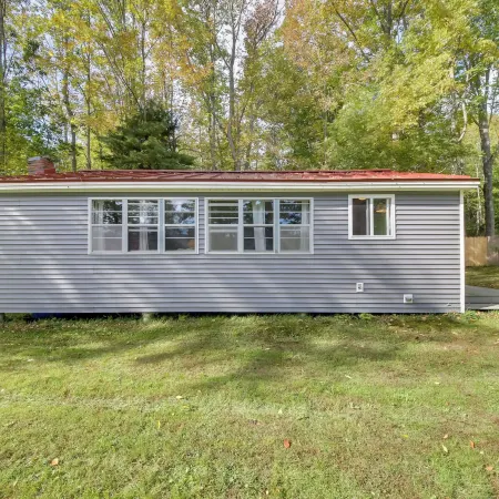 Rustic Retreat Across from Lake Family Friendly!