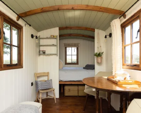 Harbour Ranch Hut - Rustic Countryside Escape Hotel a Emsworth