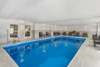 Velora Hinton, an Ascend Collection Hotel - Pools