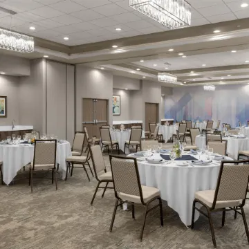 Hilton Garden Inn Topeka