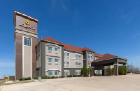 La Quinta Inn & Suites by Wyndham Kyle - Austin South