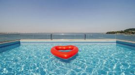 Pohang Etoile Poolvilla