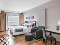 Dazzler by Wyndham Puerto Madryn โรงแรมในปัวร์โตมาคริน