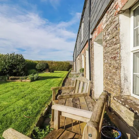 Kingfisher Cottage