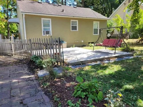 Cozy 2 Bedroom close to Cannon Valley Trail