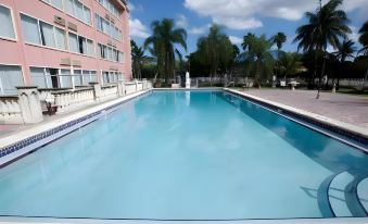 Miami Gardens Inn & Suites