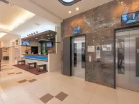 Toyoko Inn Hon-atsugi-eki Minami-guchi