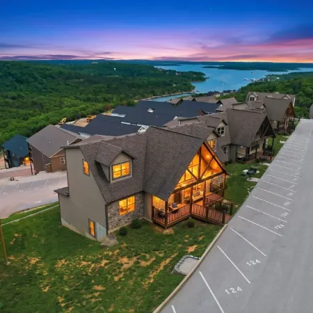Lakeview Retreat with Theater, Arcade, Poker Table, Hot Tub and Pool