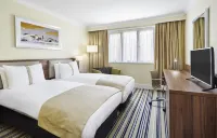 Holiday Inn Cardiff North M4 Jct 32 by IHG - Gym