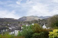 Idyllic Ambleside Retreat with Panoramic Views by LetMeStay - Balkon