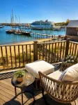 WATERFRONT Downtown Cottage w/ Beach