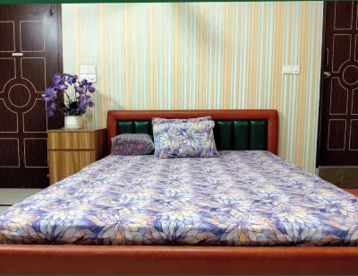 Amar Bari Guest House Hotels near Dhaka Tribune