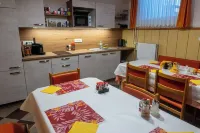 Rooms & Apartments Jana