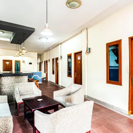 RedDoorz Plus Near Universitas Indonesia