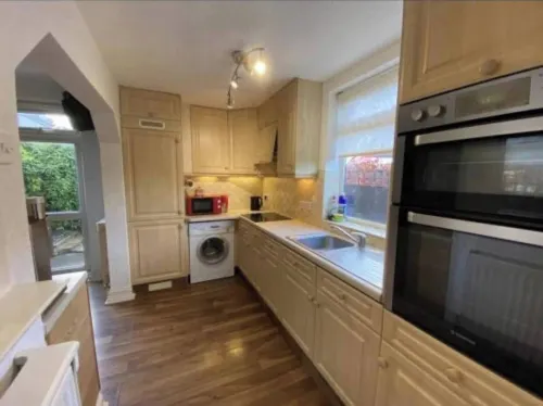 Single Room in CV6 4DF near CBS Arena and M6 - Pensionaatit