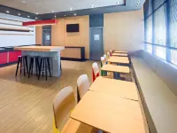 宜必思瓜伊巴酒店 - 早餐