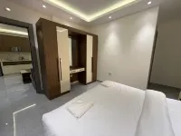102 JRE apartment with stunning boulevard veiw - 발코니