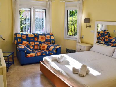 Anacasa Villa Renoir Oliva Nova CH1015