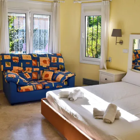 Anacasa Villa Renoir Oliva Nova CH1015