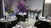 오르키데아 하우스 퓨미치노 투 - 조식 운영