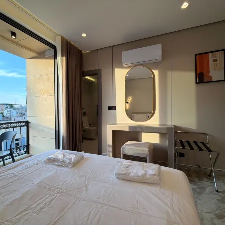 410 tara-JRE Jabal Al Lweibdeh with stunning view