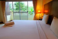 Baan Suanphet Resort - balcony