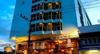 Lake Inn Hotel