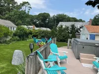 Captain Alexander’s Spa & Putting Green not a vacation home but a destination. - Wifi