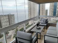 Modern 4BR Apartment with Ocean View - balcony
