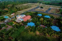 Golden Hill Resort - Pet friendly