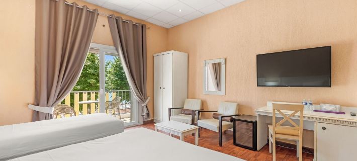 Le Beau Séjour Hotels in Saint-Raphaël