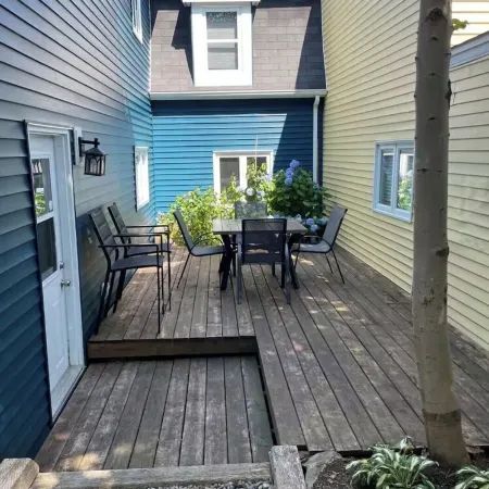 3BR Home in Downtown St. John's w/ free parking, AC