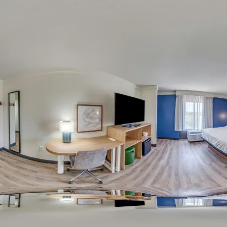 Spark by Hilton Fort Myers