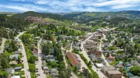 Black Hills Bliss: Fully Remodeled Modern Condo - Alojamientos