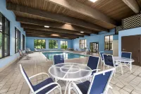 Baymont by Wyndham Janesville - Pools