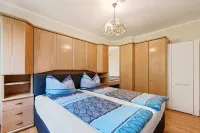 Lakeside Apartment | Kitchen | Parking - Homestays