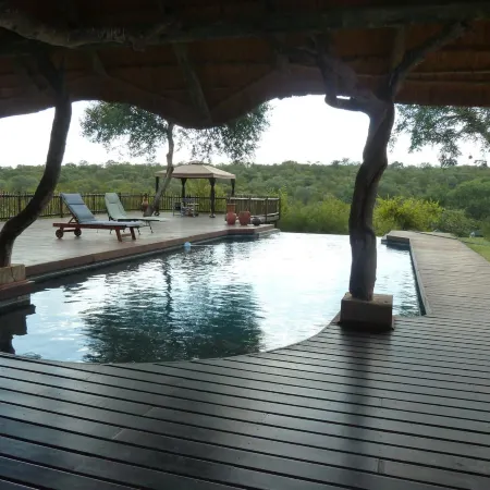 Muweti Bush Lodge